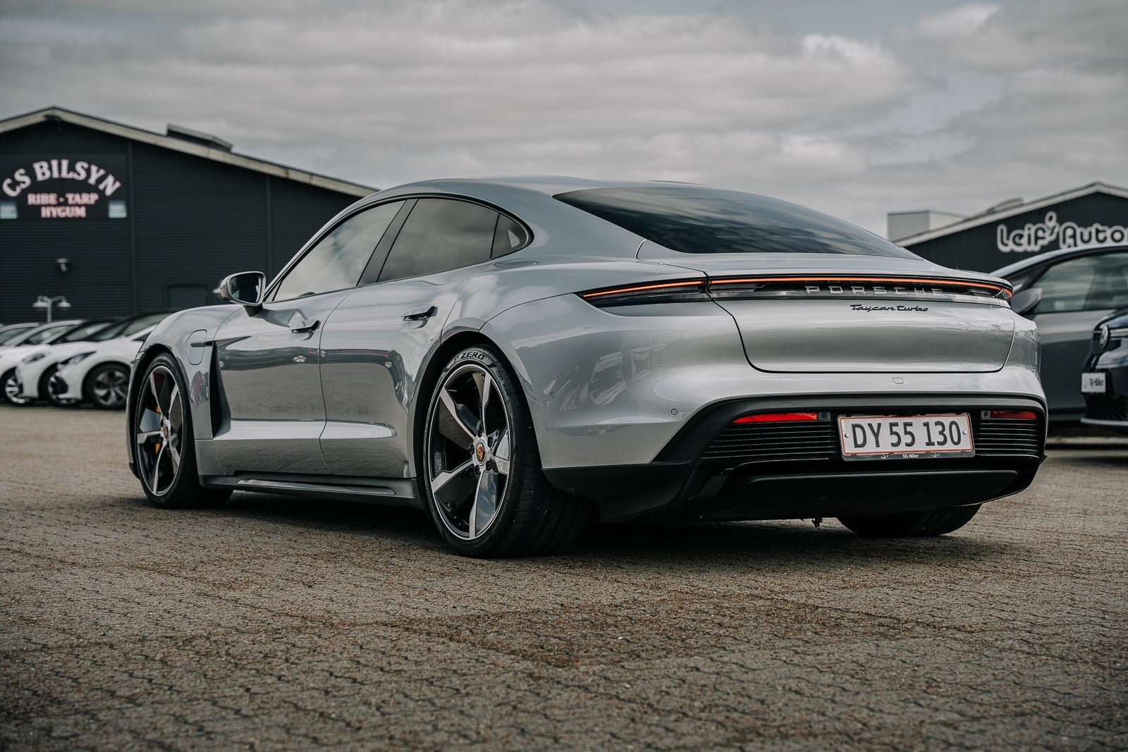 Porsche Taycan Turbo 2020