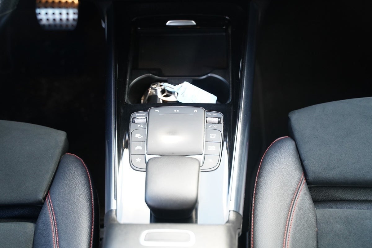 Billede af Mercedes B220 d 2,0 AMG Line aut.
