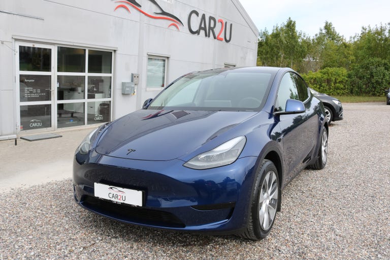 Tesla Model Y RWD