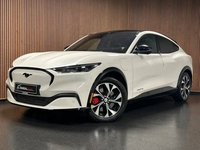Ford Mustang Mach-E 75 Premium Standard Range AWD 5d