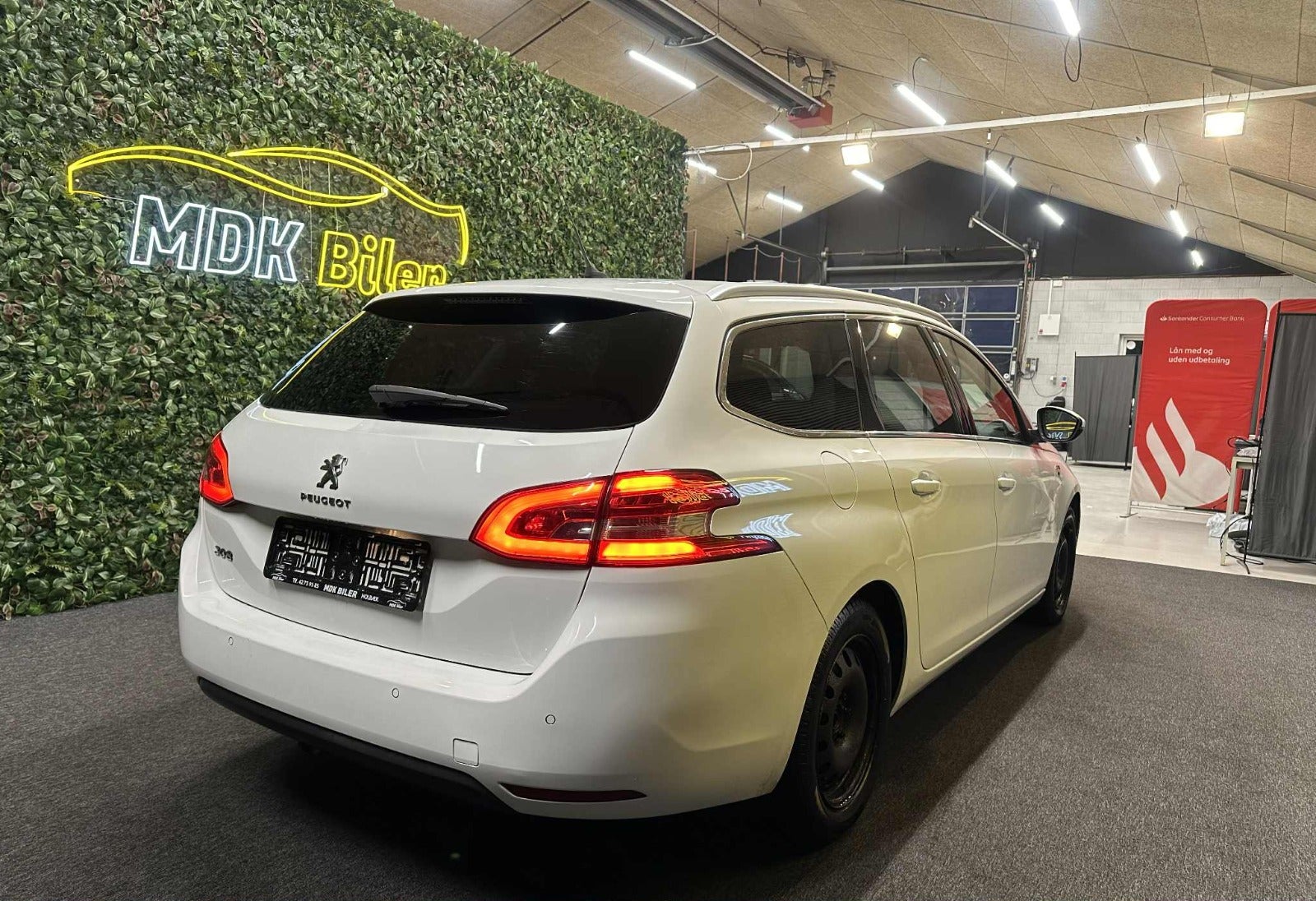 Billede af Peugeot 308 1,6 BlueHDi 120 Style Sky SW