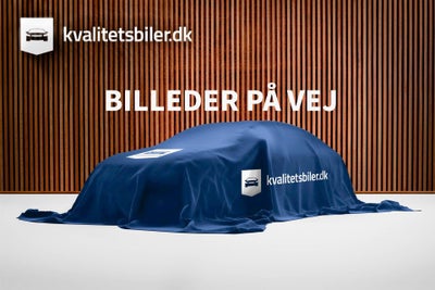 Volvo V60 2,0 B4 197 Momentum aut. Benzin aut. Automatgear modelår 2021 km 34900 Blåmetal klimaanlæg