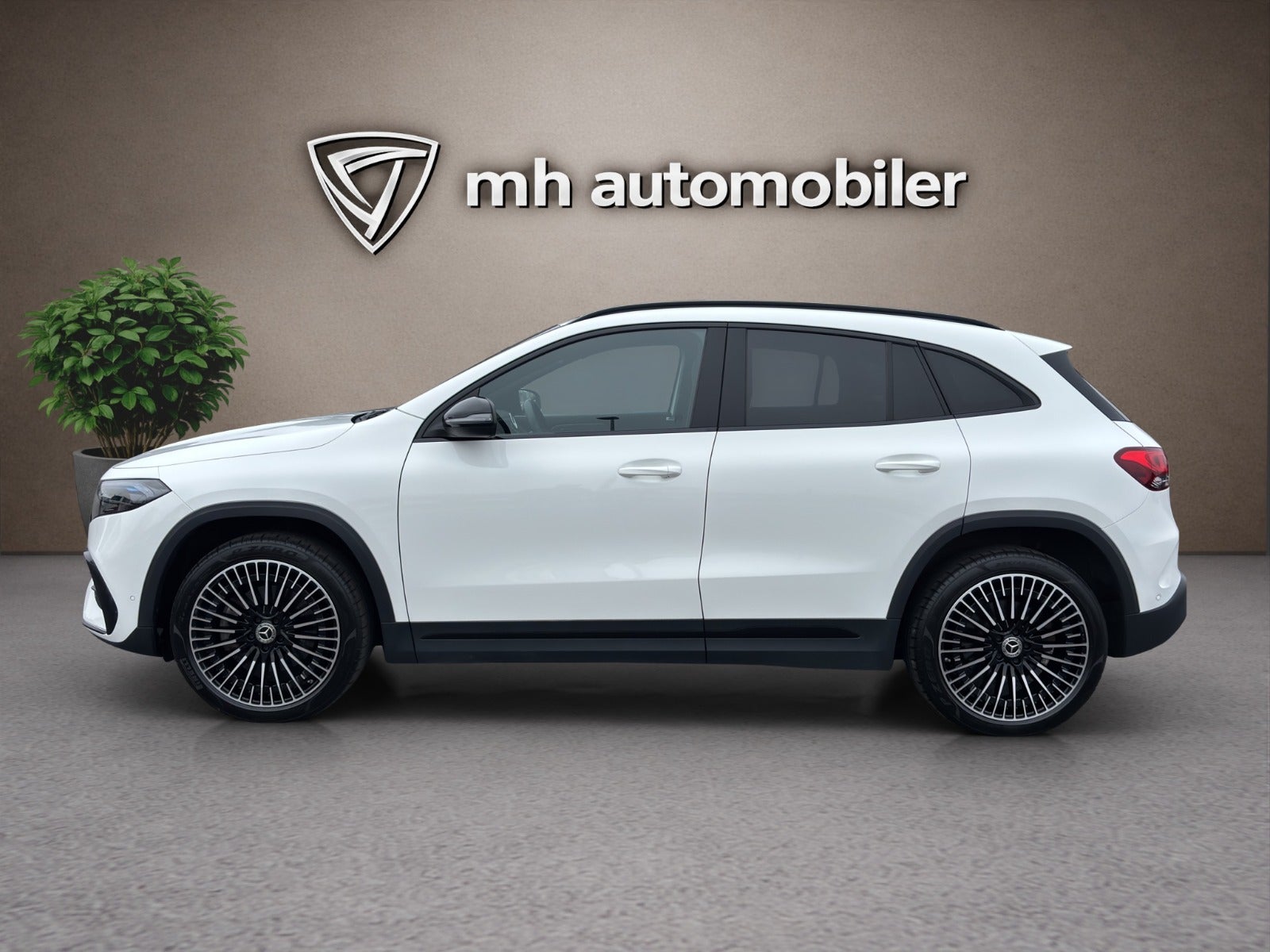 Billede af Mercedes EQA350  AMG Line 4Matic