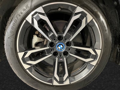BMW iX1 xDrive30 Fully Charged