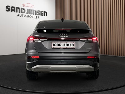 Audi Q4 e-tron S-line Sportback quattro Van