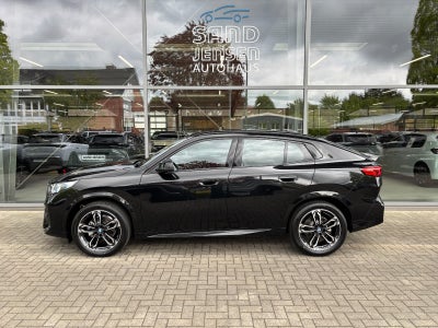 BMW iX2 eDrive20 Fully Charged M-Sport