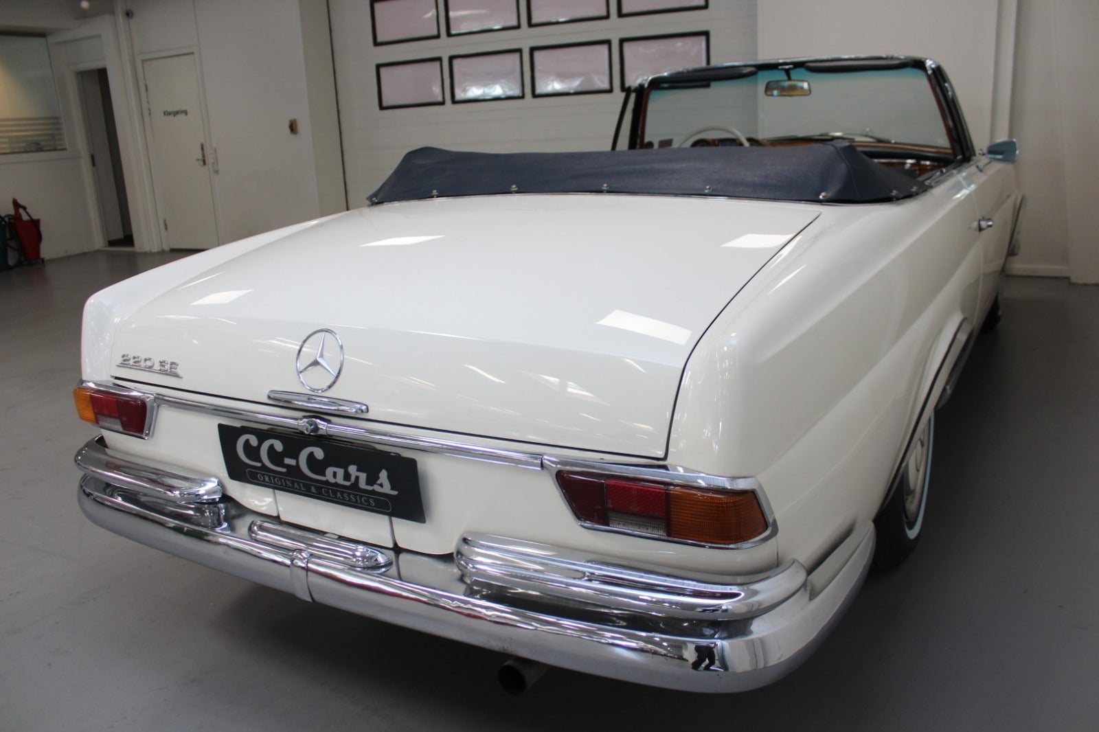 Mercedes-Benz 220 SE 2,2 Convertible