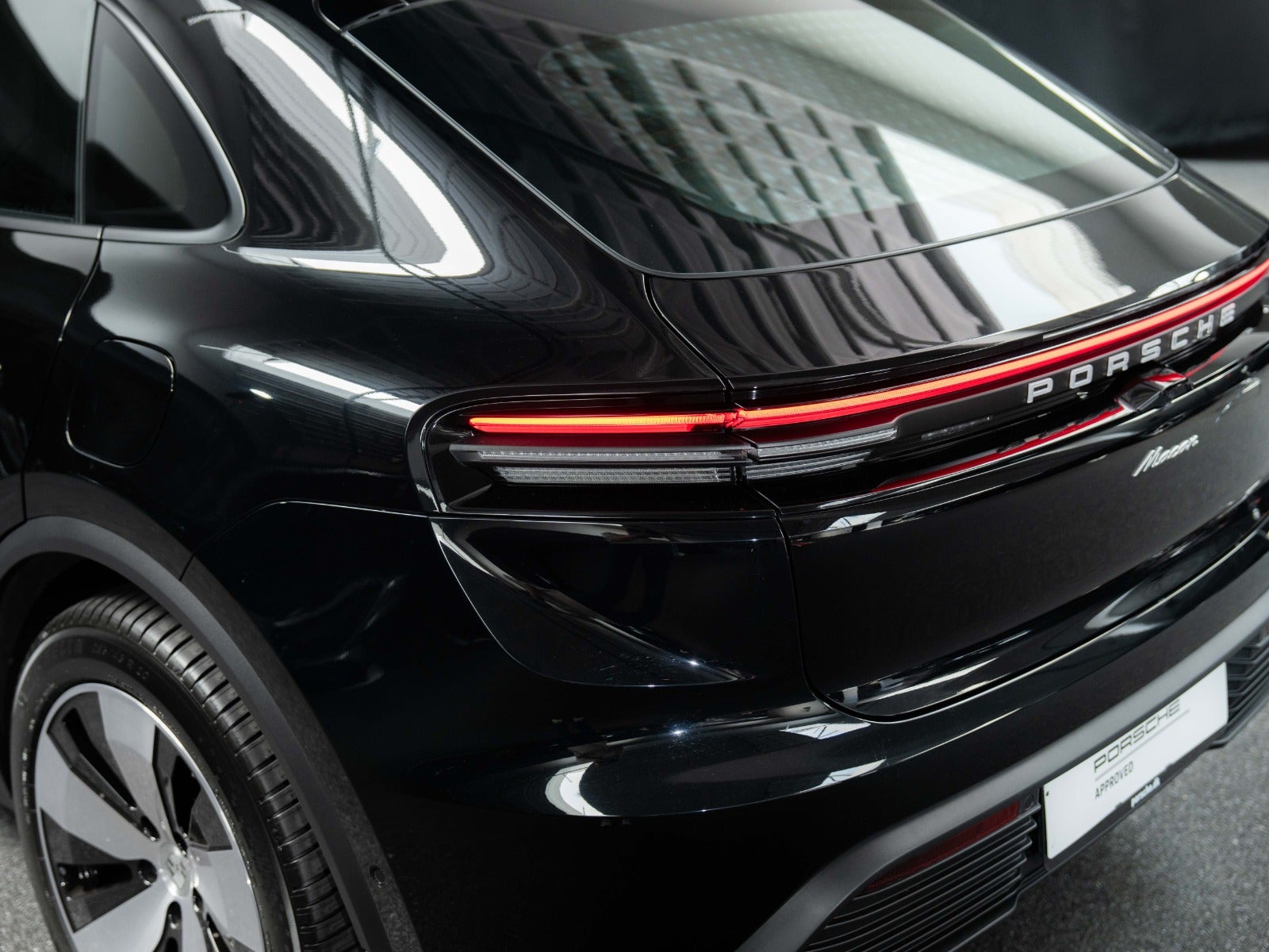 Gallery image 5 of 15