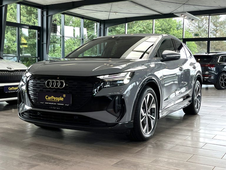 Audi Q4 e-tron S-line Sportback quattro