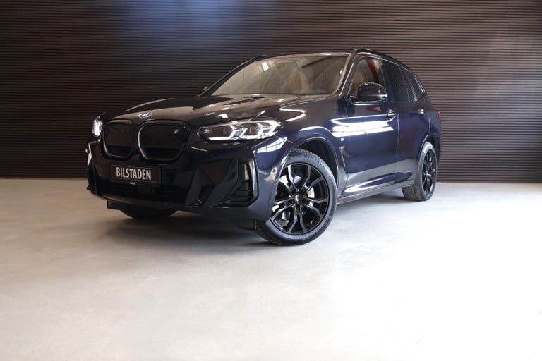 BMW iX3 Charged M-Sport