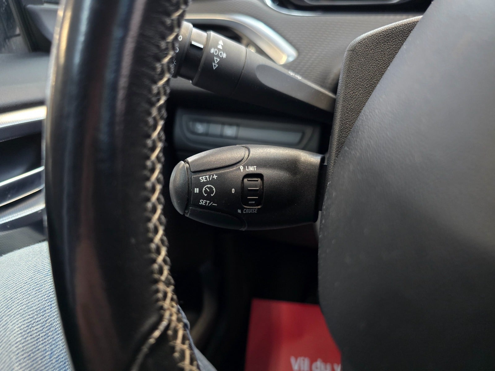 Billede af Peugeot 2008 1,2 e-THP 110 Desire Sky