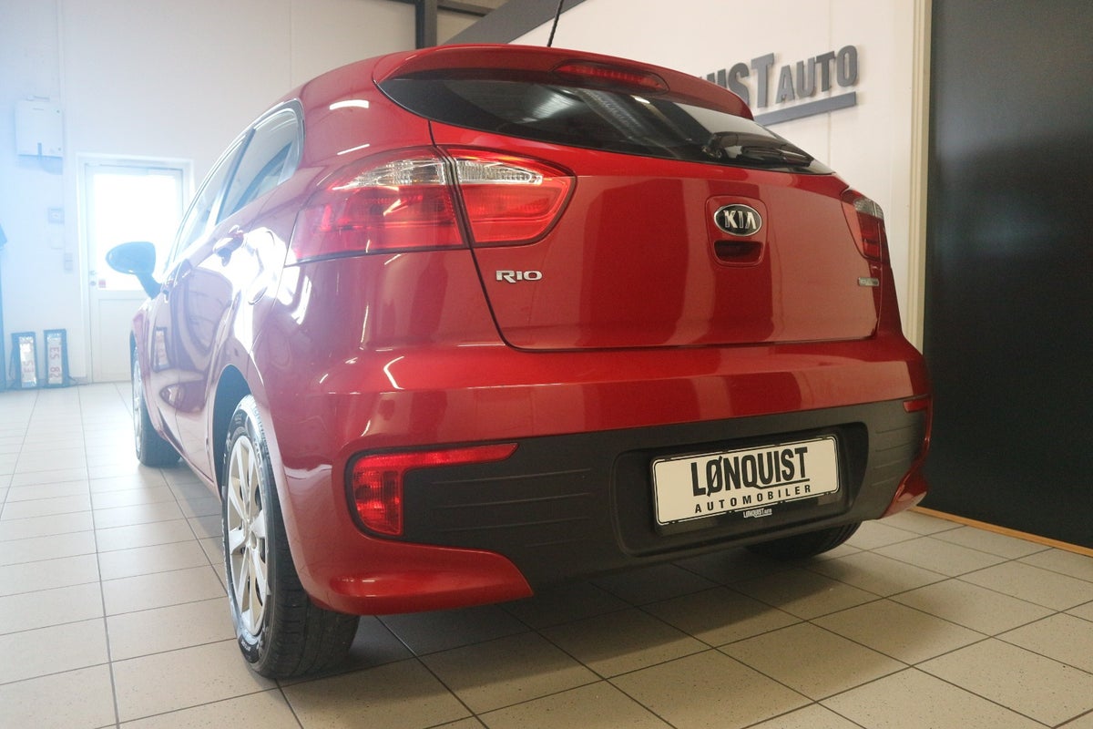 Kia Rio CVVT Style+