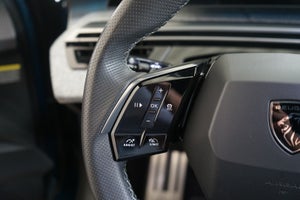 Peugeot e-3008