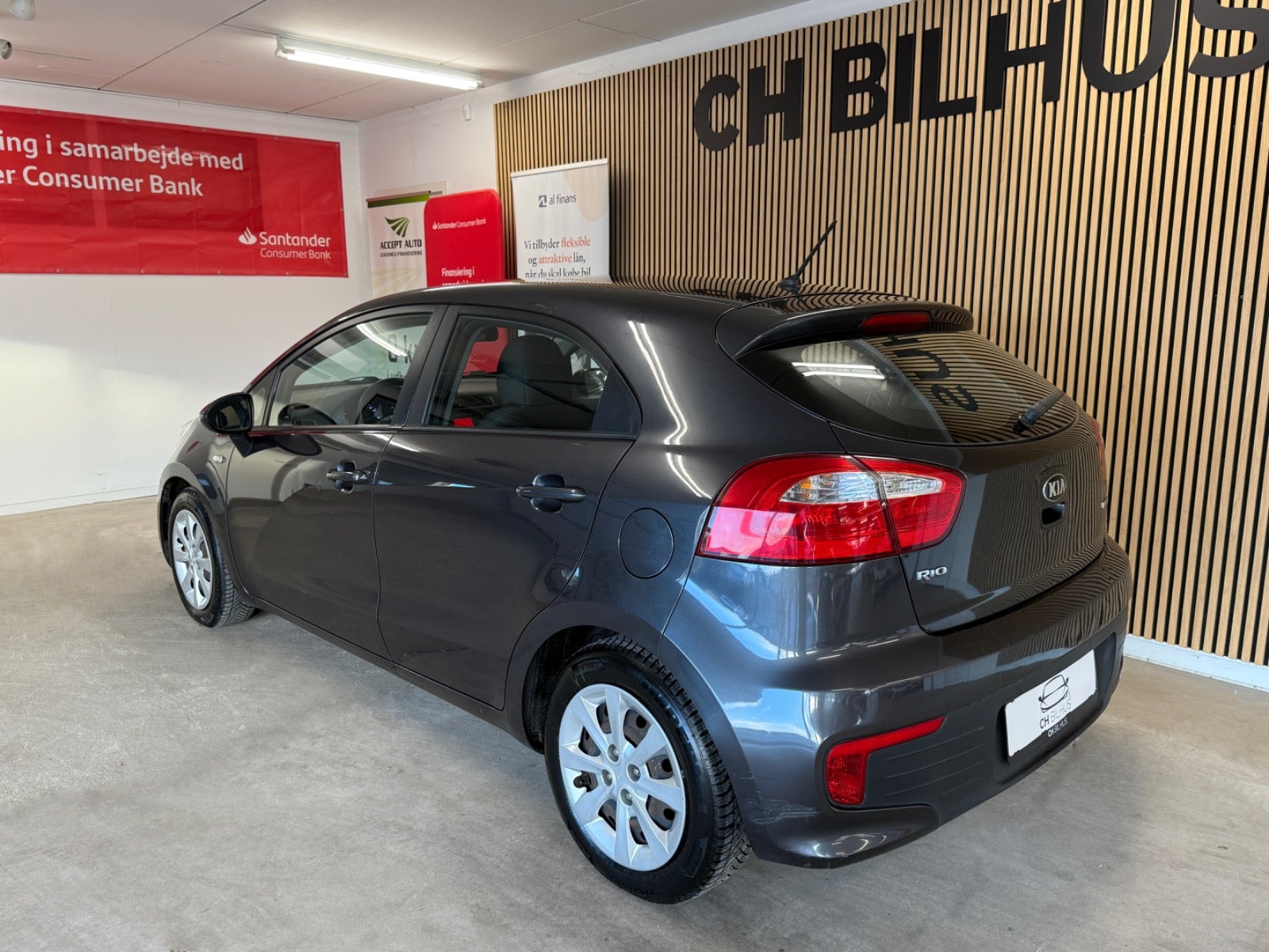 Kia Rio CVVT Style+