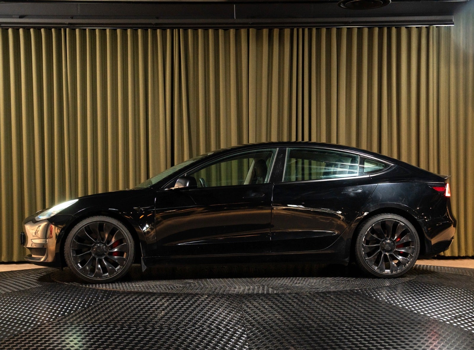 Billede af Tesla Model 3  Performance AWD