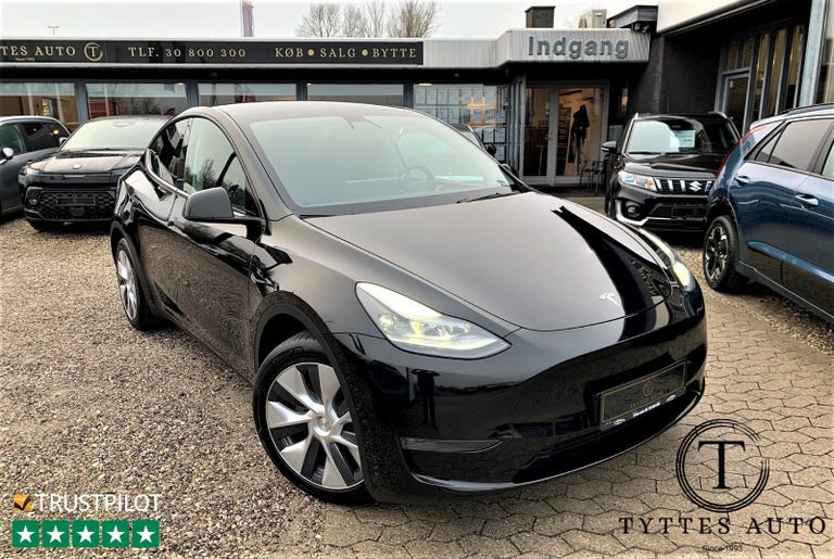 Tesla Model Y Long Range AWD