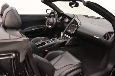 Audi R8 FSi Spyder quattro S-tr.