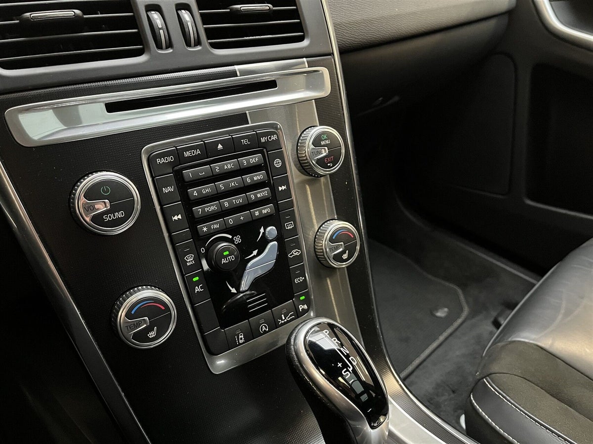 Volvo XC60 D4 190 R-Design aut. billede 15