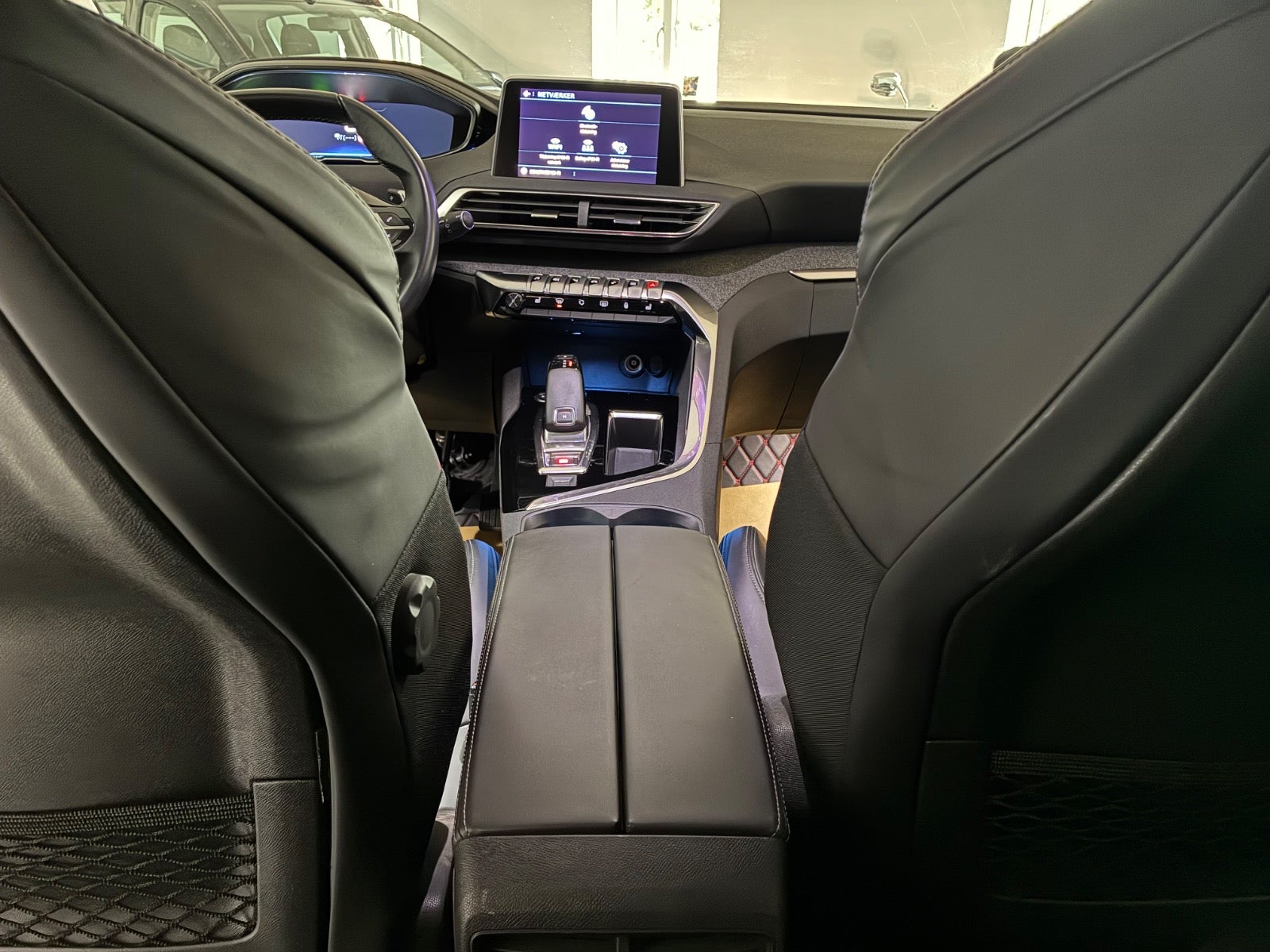 Billede af Peugeot 3008 1,6 e-THP 165 Allure EAT6