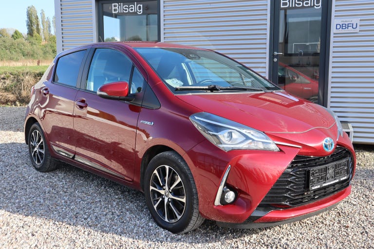 Toyota Yaris Hybrid H3 Limited Smart e-CVT