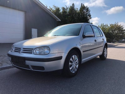 VW Golf IV 1,6 aut. 5d