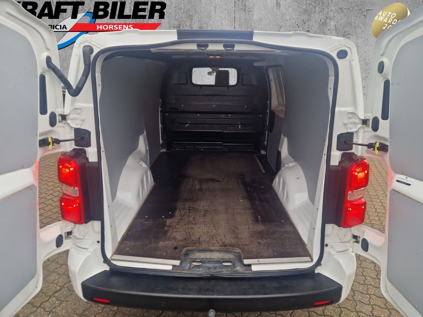 Billede af Citroën Jumpy 2,0 BlueHDi 180 L3 MasterLine EAT8