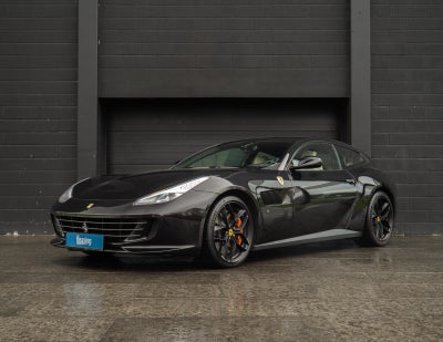 Ferrari GTC4Lusso T 3,9 DCT 2d