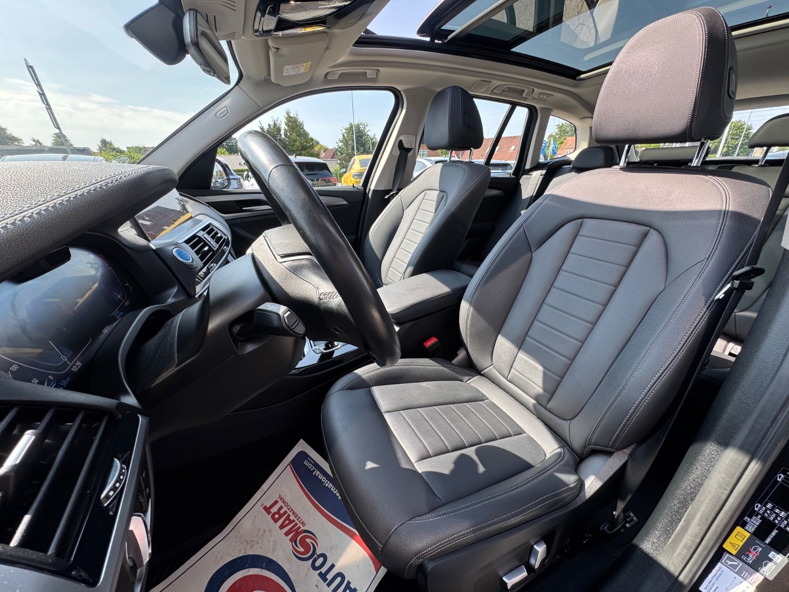 Billede af BMW iX3  Charged