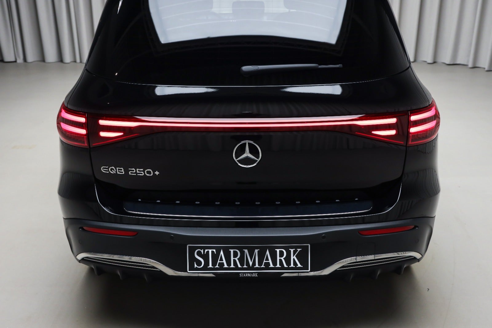 Mercedes-Benz EQB 250+