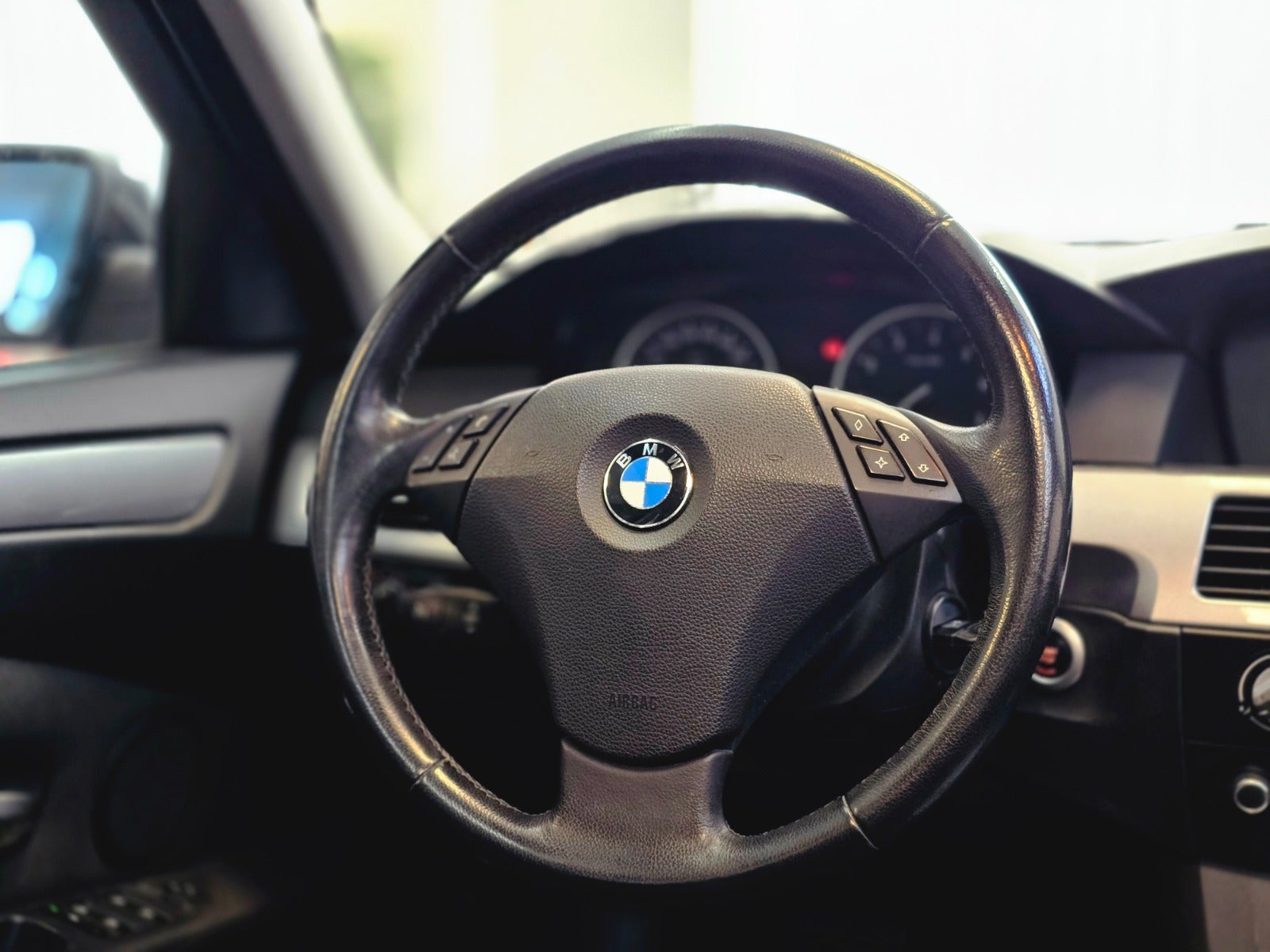 Billede af BMW 525i 3,0 Touring Steptr.