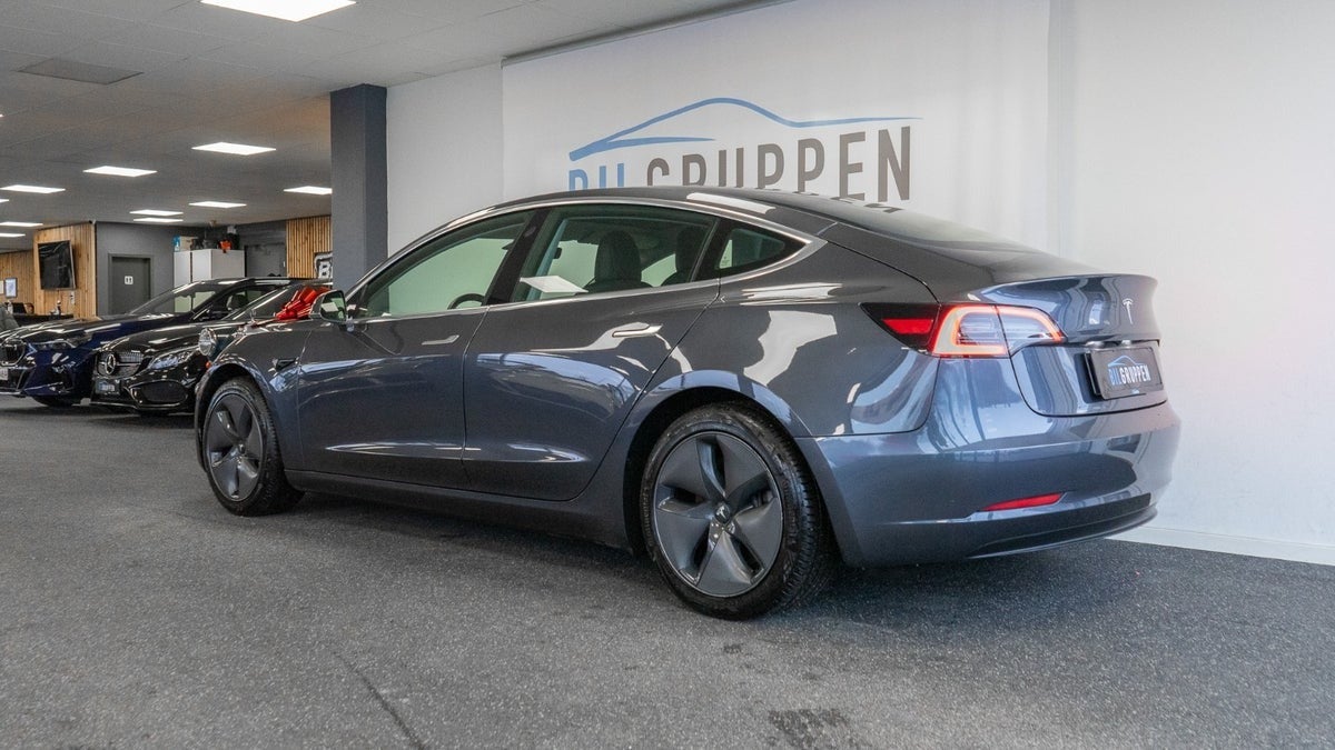 Billede af Tesla Model 3  Standard Range+ RWD