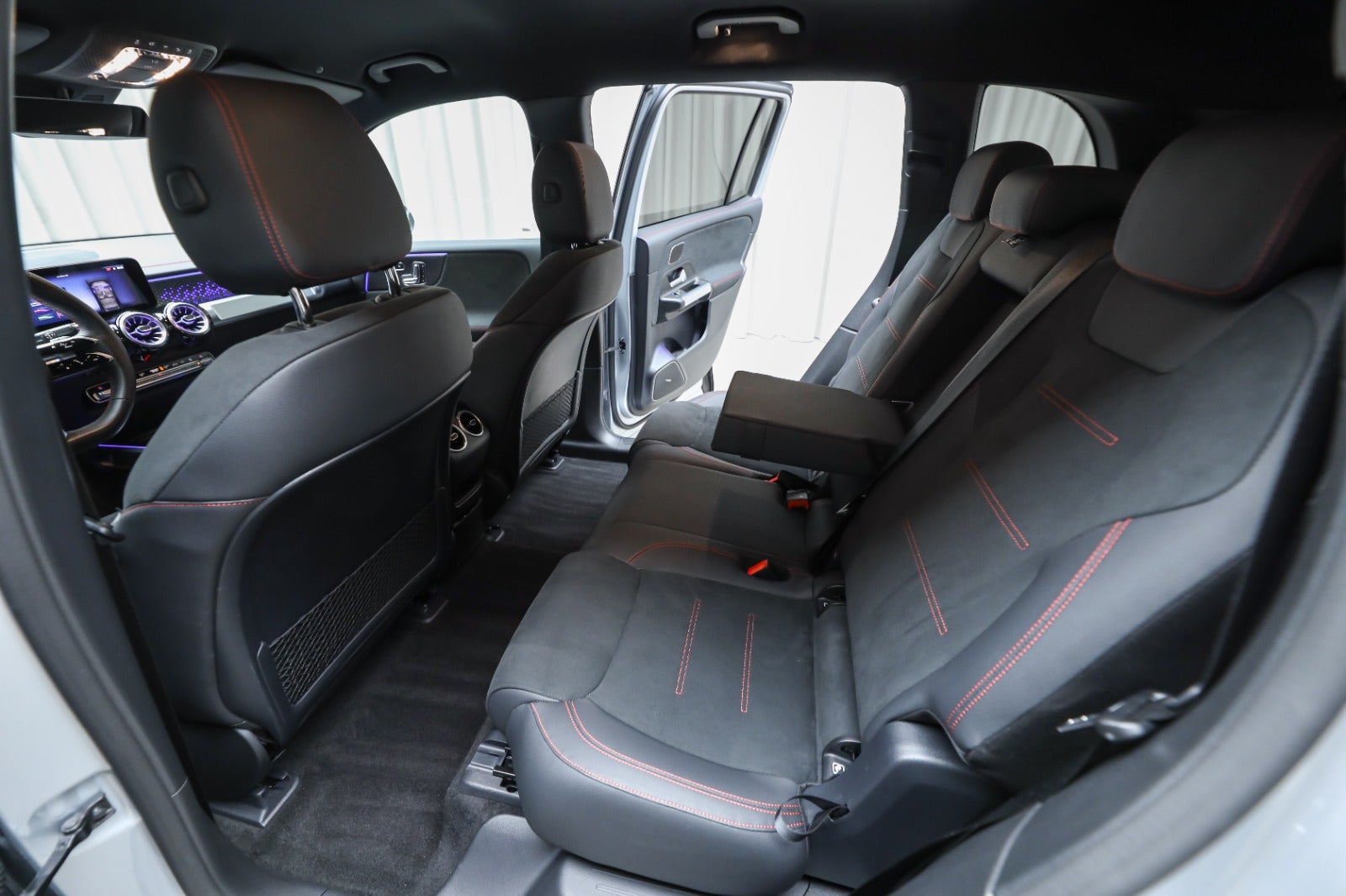 Mercedes-Benz EQB 250+ (5/8)
