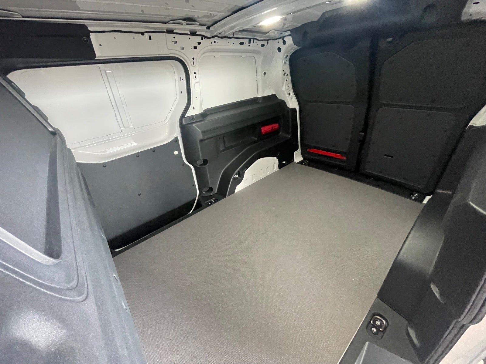 VW ID.Buzz Cargo Comfort+ 4Motion
