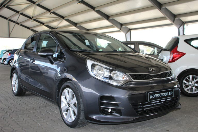 Kia Rio CVVT Limited