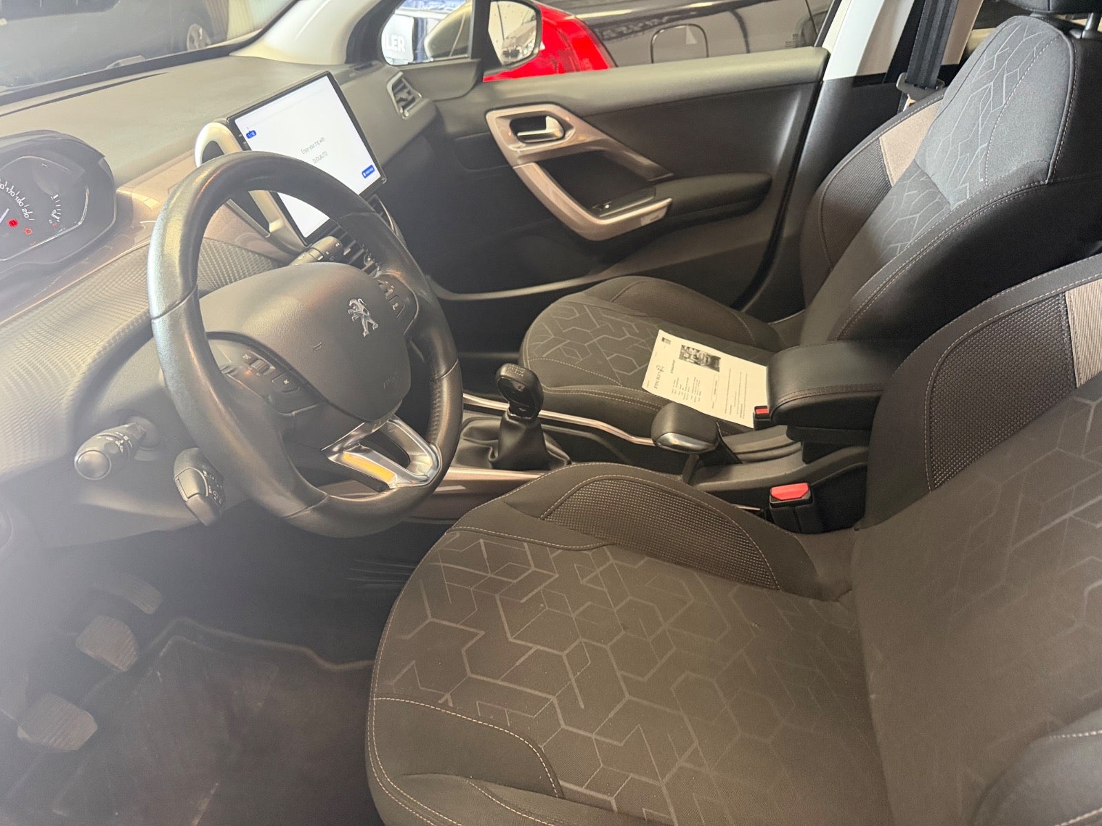 Peugeot 2008 e-HDi 92 Active - billede 10