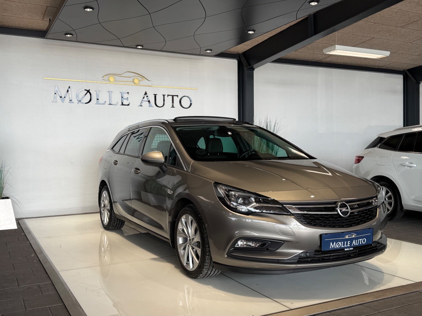 Billede af Opel Astra 1,6 CDTi 136 Innovation Sports Tourer aut.