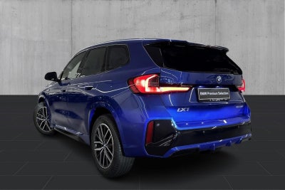 BMW iX1 eDrive20 Fully Charged M-Sport - 2