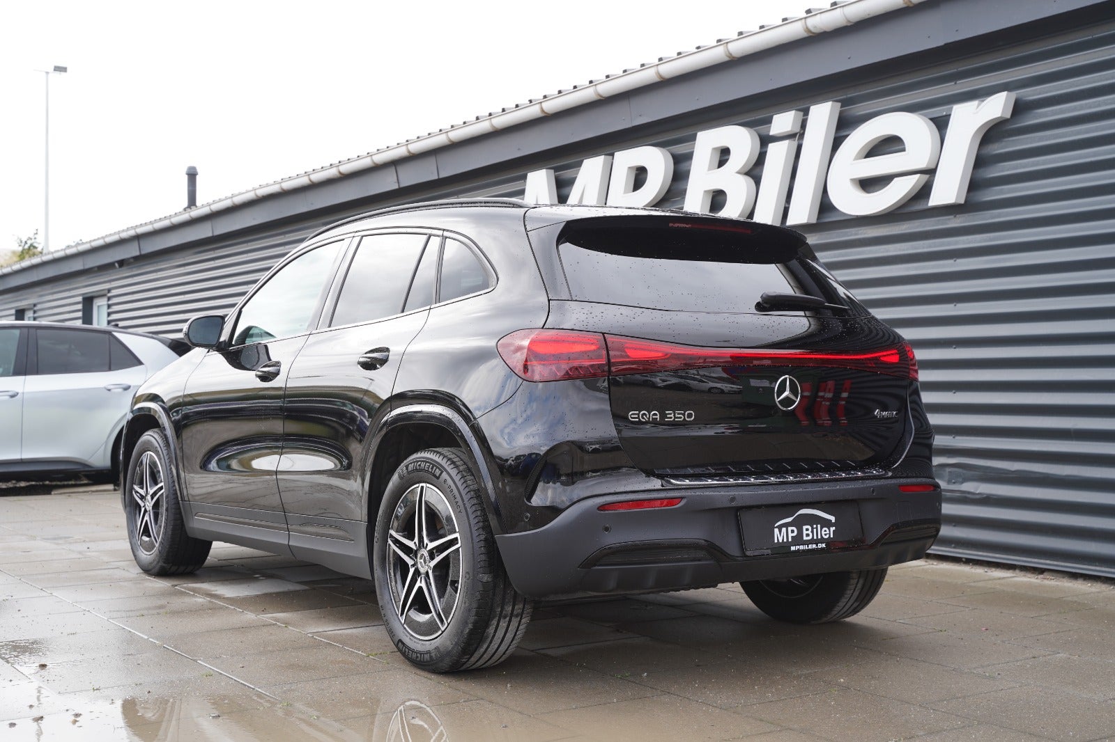 Billede af Mercedes EQA350  AMG Line 4Matic