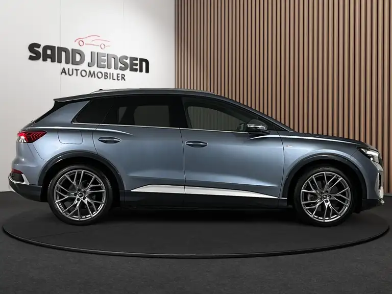 Audi Q4 e-tron S-line quattro