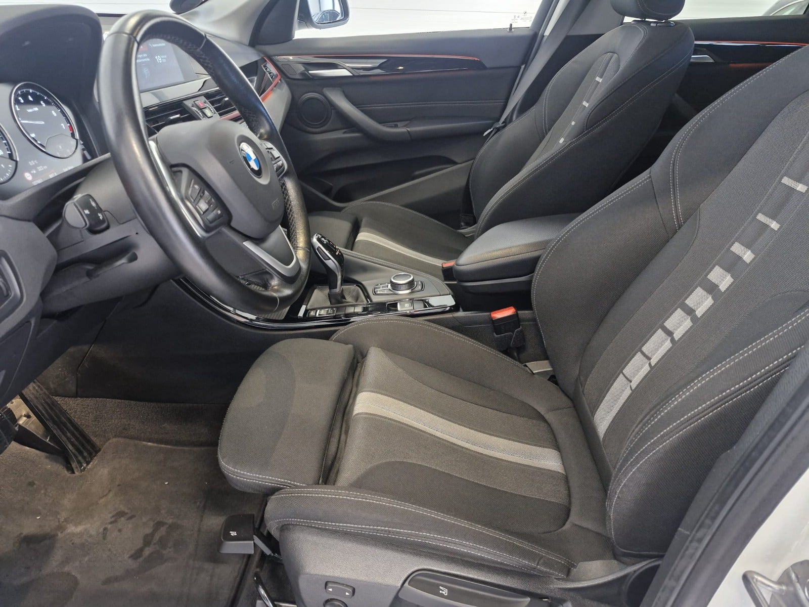 Billede af BMW X1 2,0 sDrive20i Sport Line aut.