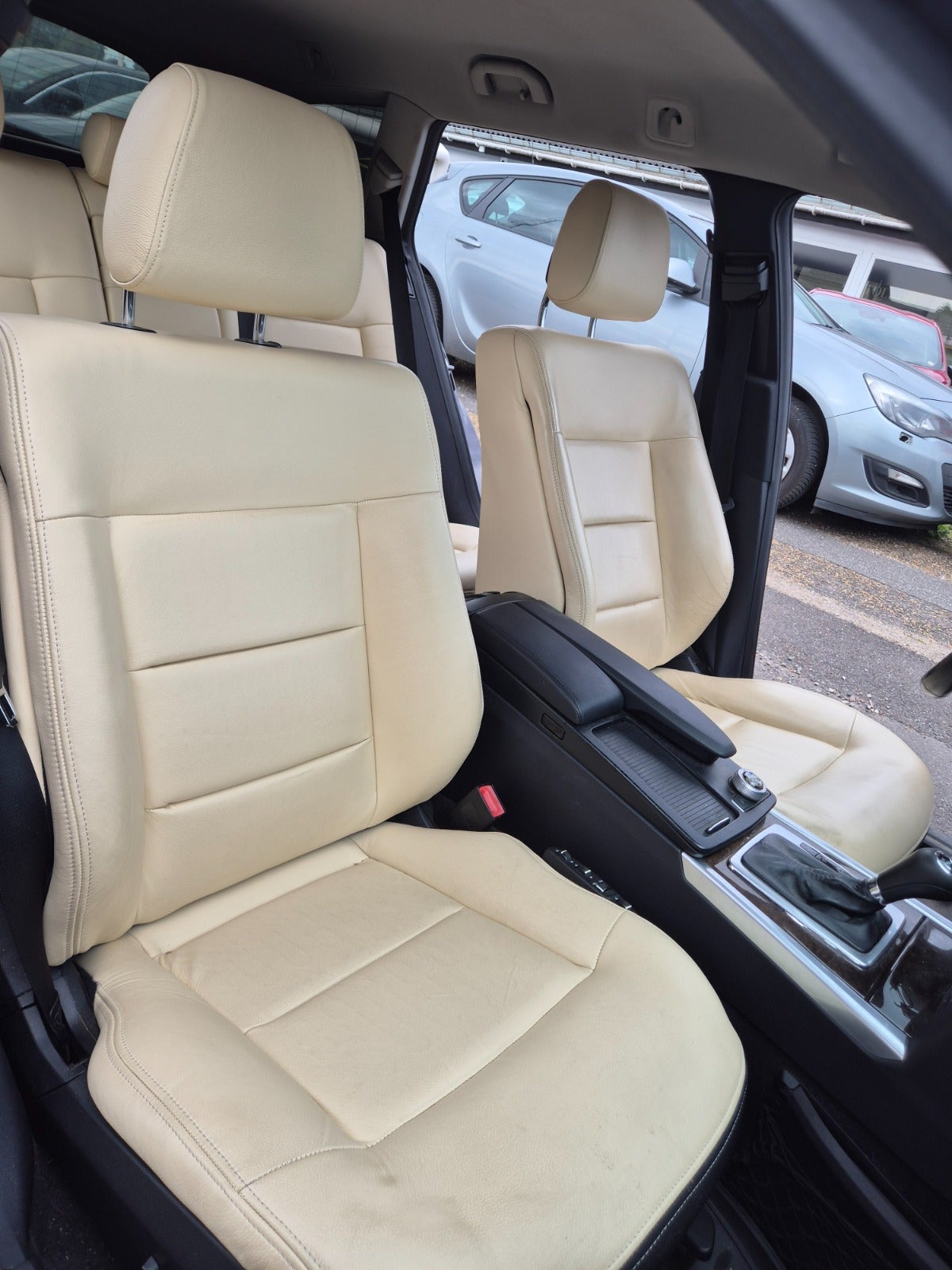 Billede af Mercedes E200 2,2 CDi Avantgarde stc. aut. BE