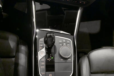 BMW 330e Touring Sport Line aut.