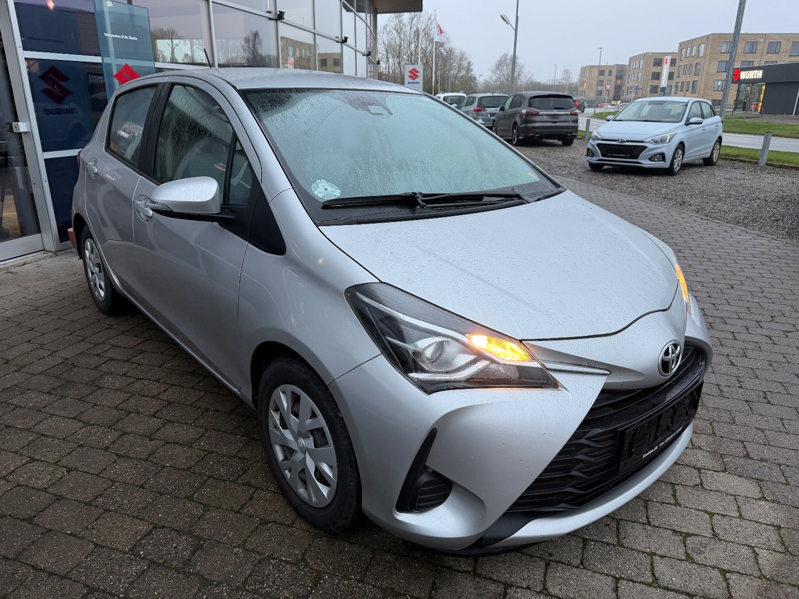Billede af Toyota Yaris 1,0 VVT-i T2