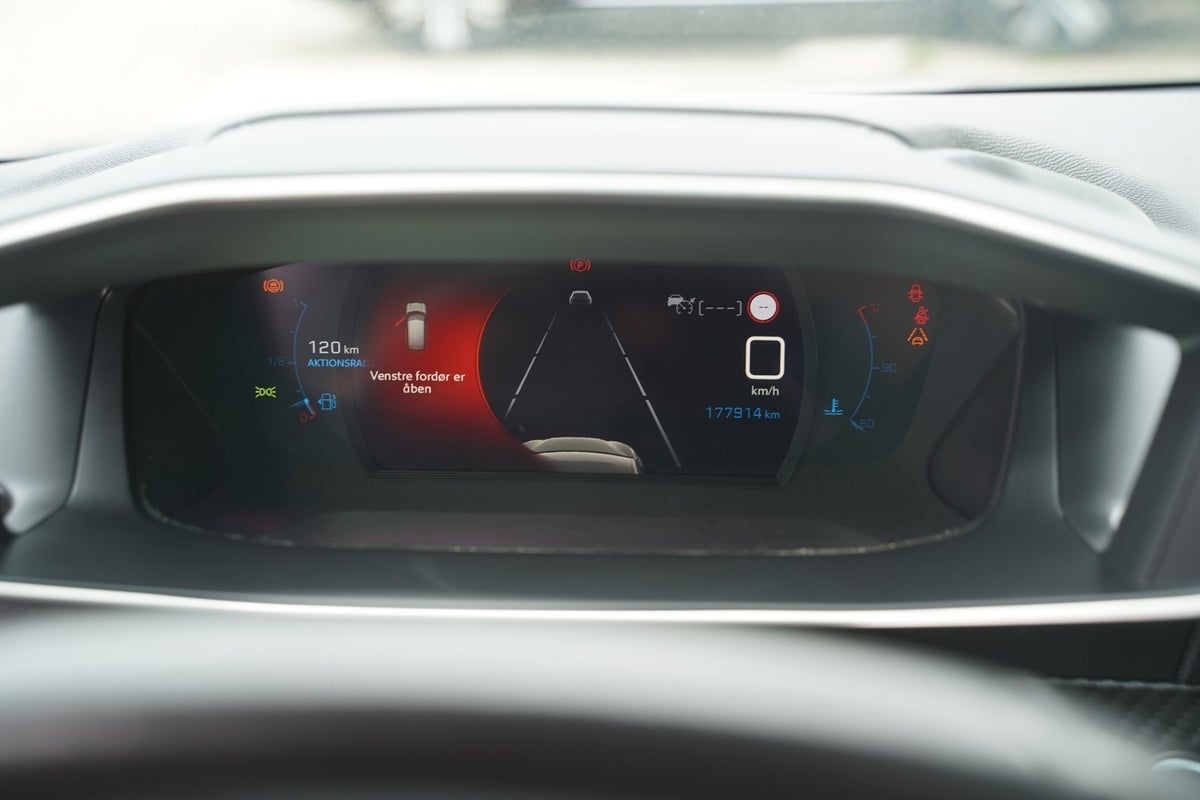 Billede af Peugeot 208 1,5 BlueHDi 100 Allure Sky