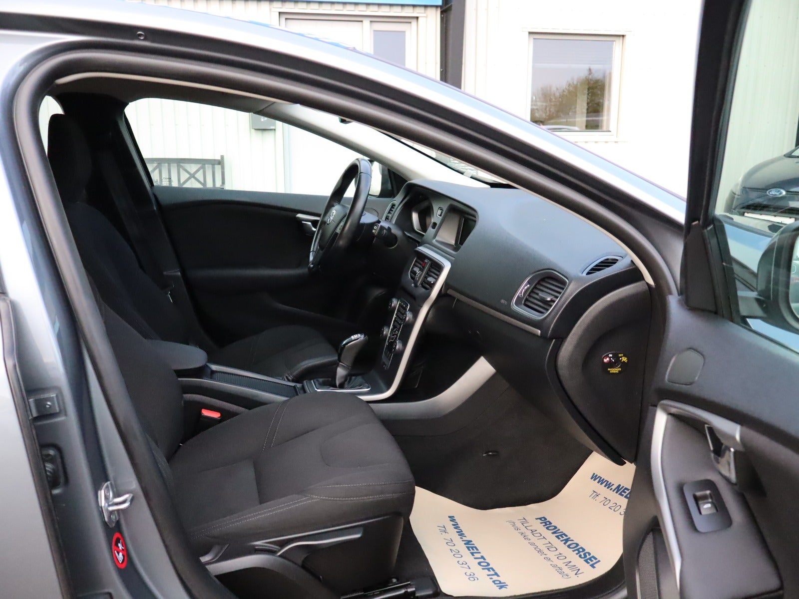 Billede af Volvo V40 2,0 D2 120 Momentum Eco