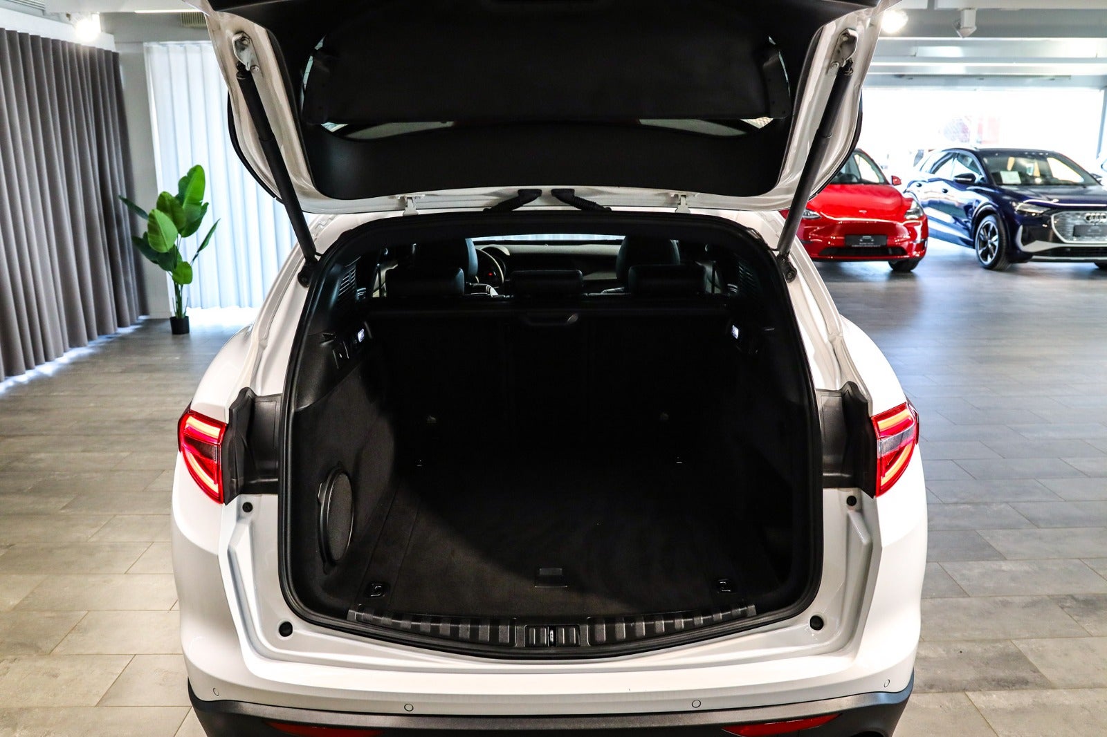 Billede af Alfa Romeo Stelvio 2,0 T 280 B-Tech aut. Q4