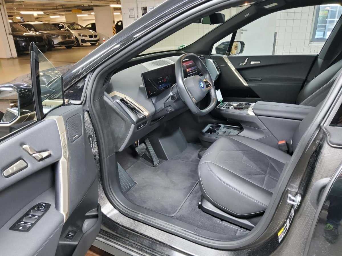 BMW iX xDrive40 Sport