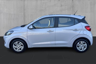 Hyundai i10 MPi Essential AMT Hyundai i10 MPi Essential AMT - 1
