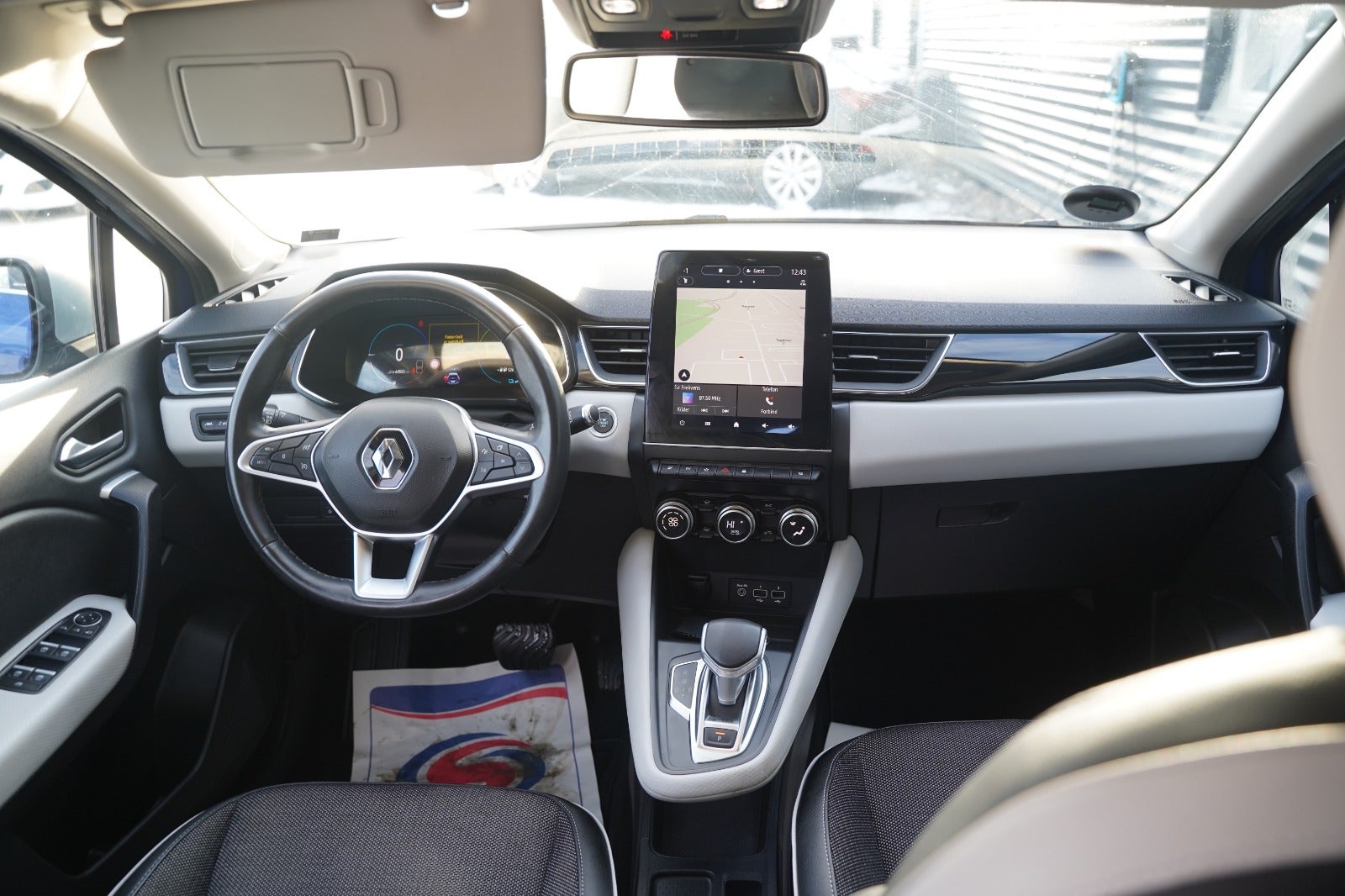 Billede af Renault Captur 1,6 E-Tech Intens