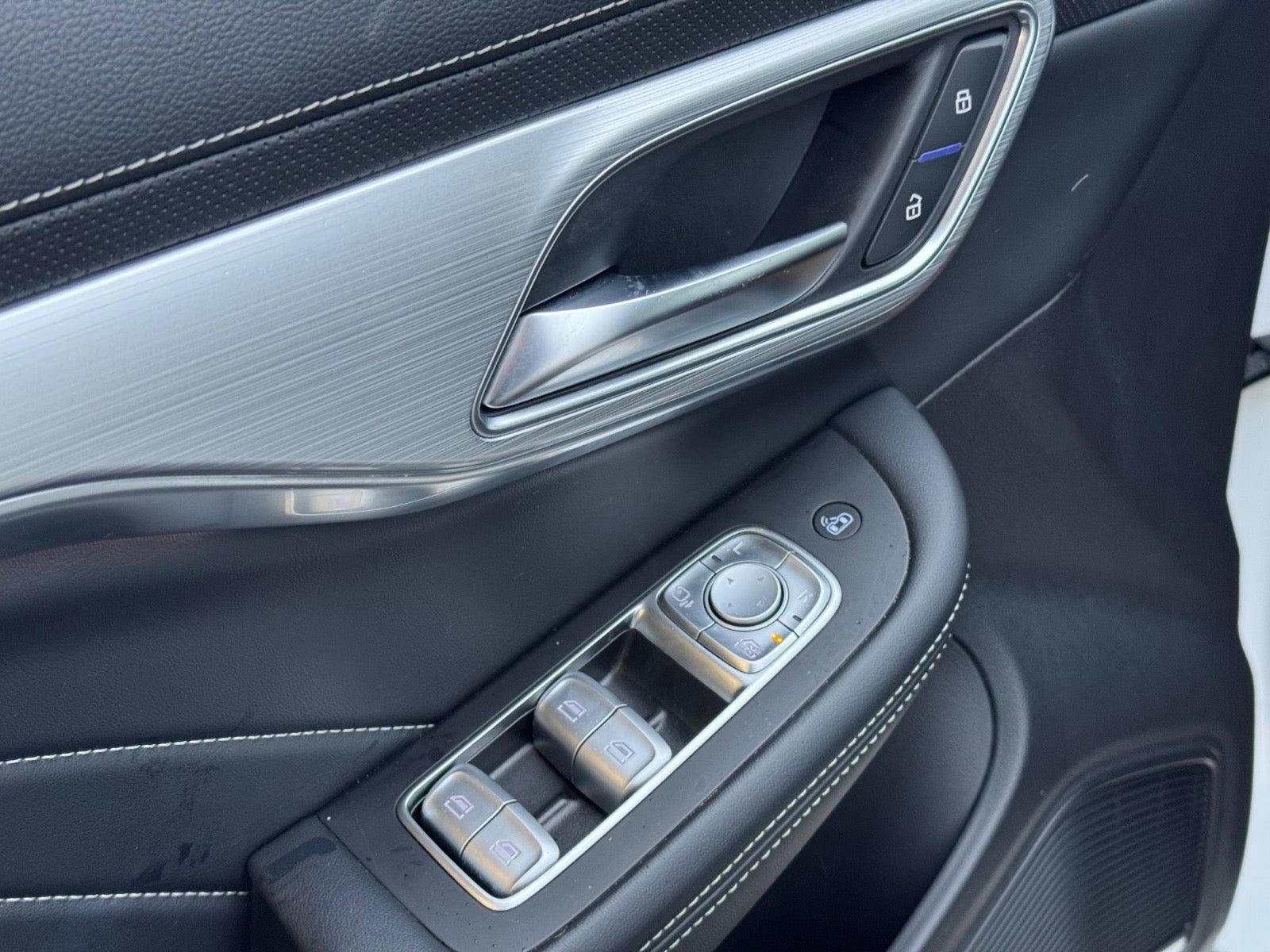 Billede af MG Marvel R  Luxury